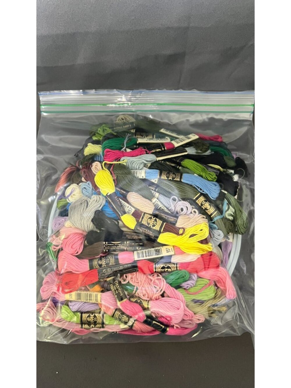 DMC Embroidery Floss Mixed Colors & Hoops Craft Set